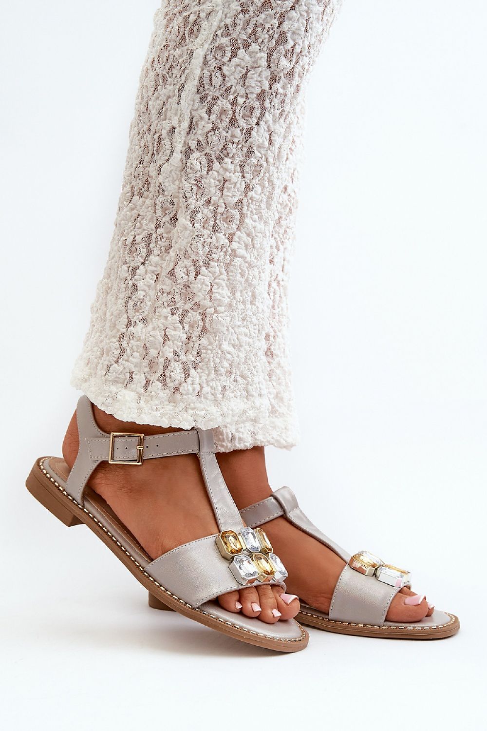 Sandals model 198409